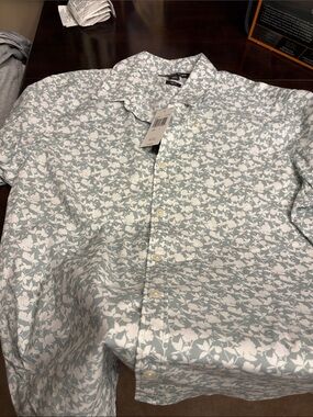 Michael Kors Men's Floral Button-Up Shirt - Light Green / White
